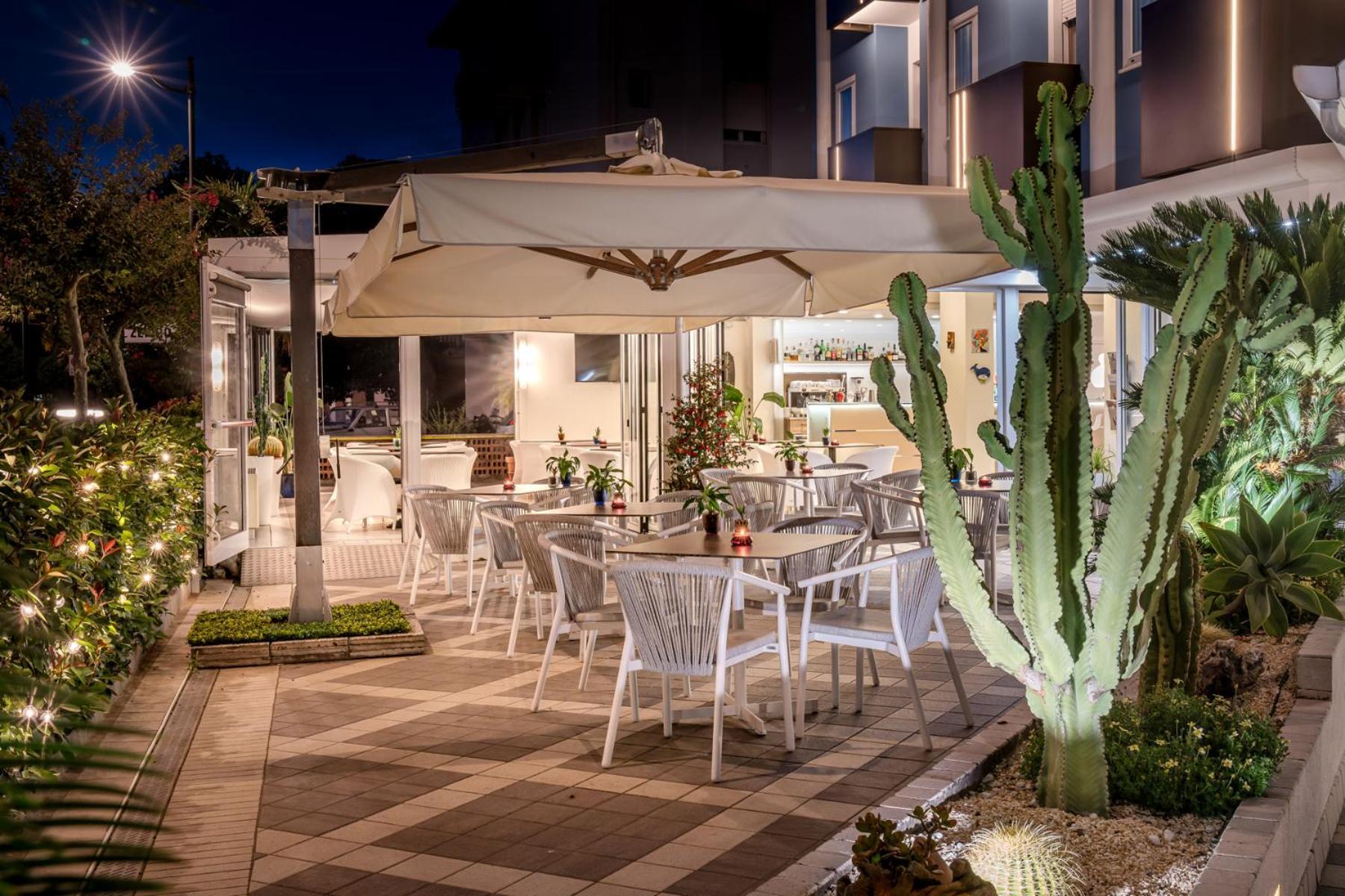 Hotel All'Orologio 3 Stelle Superior Caorle Buitenkant foto