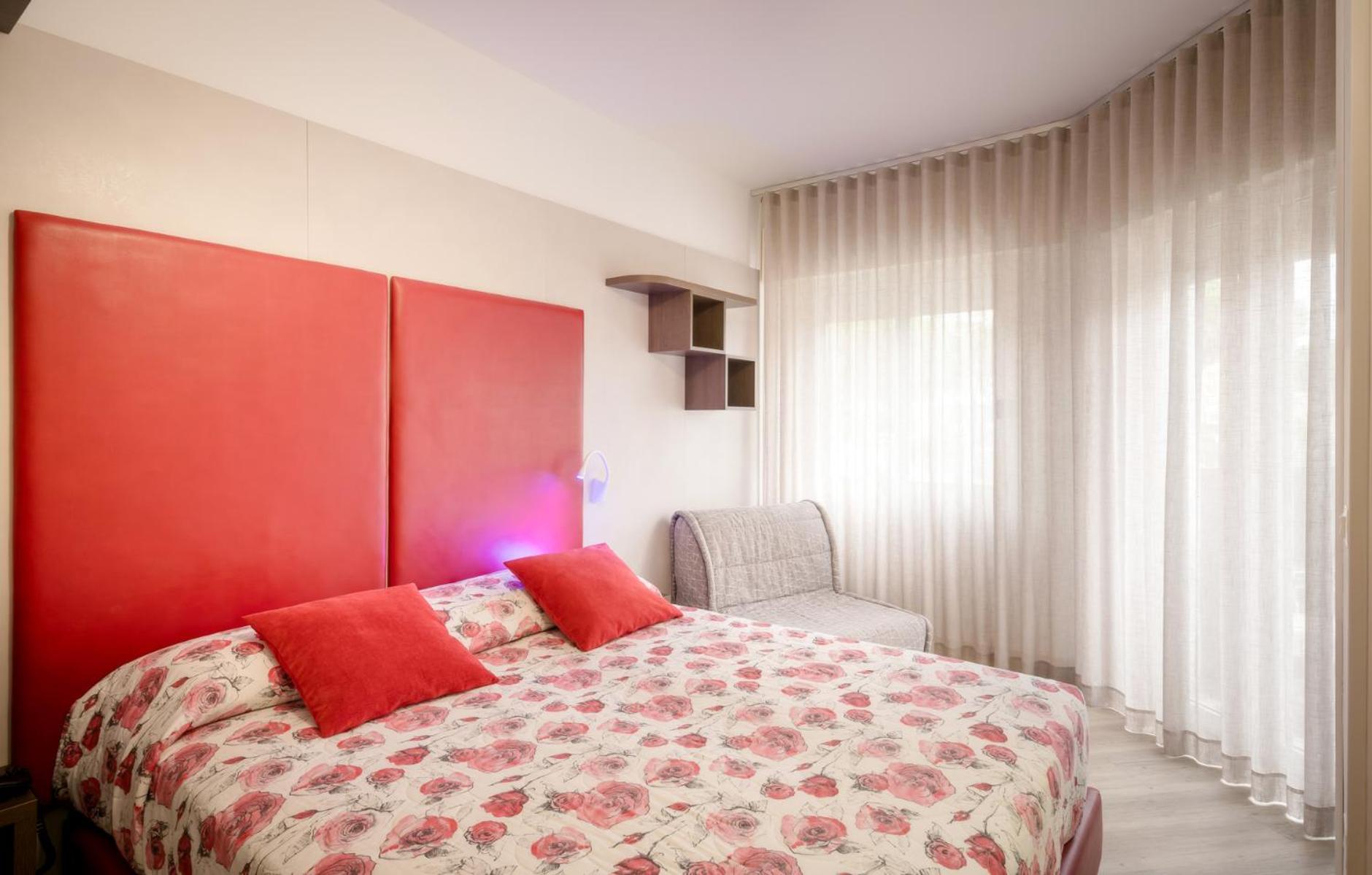 Hotel All'Orologio 3 Stelle Superior Caorle Buitenkant foto