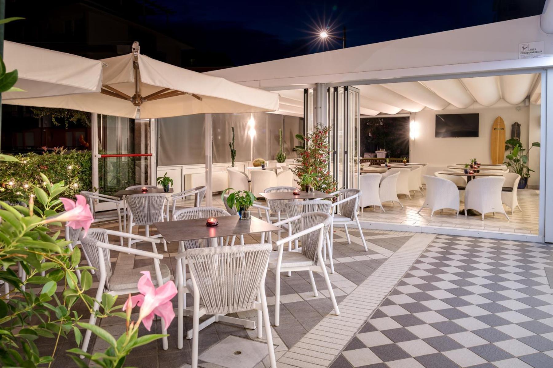 Hotel All'Orologio 3 Stelle Superior Caorle Buitenkant foto