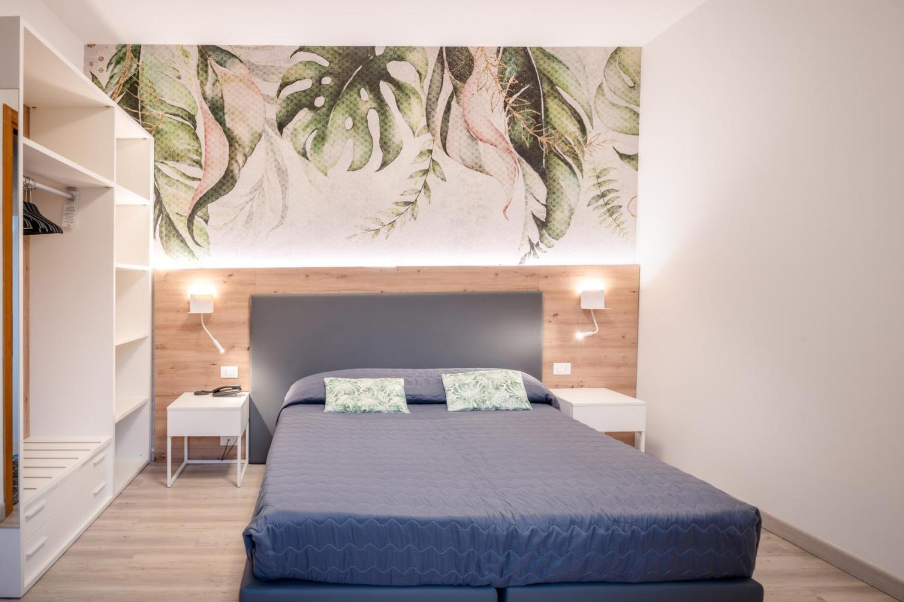 Hotel All'Orologio 3 Stelle Superior Caorle Buitenkant foto